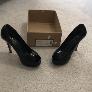 Beautiful peep toe heels